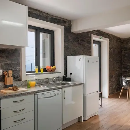 Casinha Dos Canhas By An Island * Ponta do Sol (Madeira)