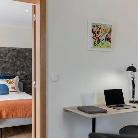 Tatil Evi Casinha Dos Canhas By An Island