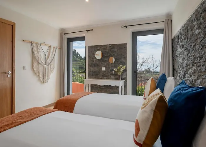 Casinha Dos Canhas By An Island *