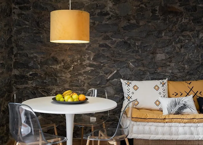 Tatil Evi Casinha Dos Canhas By An Island *